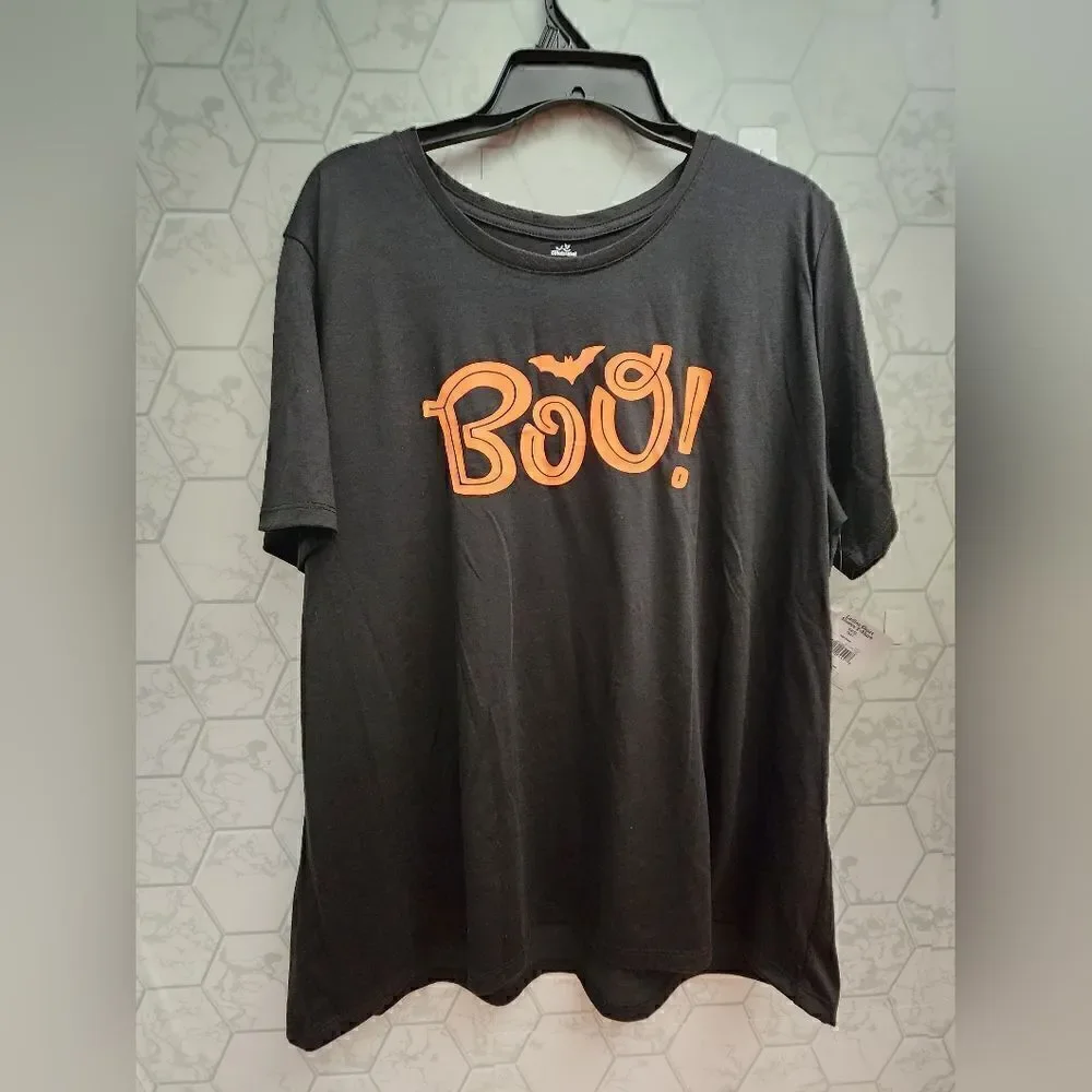 New women' Halloween BOO t-shirt